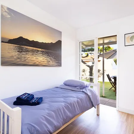 Live Acoran Brisamar * 산타크루스데 테네리페